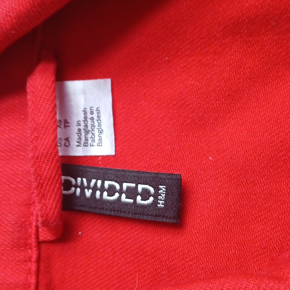 Cropped Red Denim Jacket - Picture 2 of 8